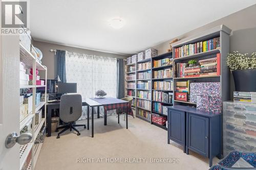 Bedroom 4 - 38 Weaver Drive, Hamilton, ON - Indoor Photo Showing Office