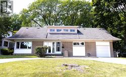 20 HAVENRIDGE DRIVE  Toronto, ON M9P 3M4