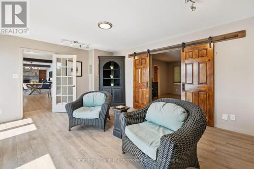 842 Emsdale Lake Road, Kearney, ON - Indoor