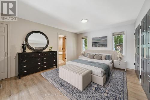 842 Emsdale Lake Road, Kearney, ON - Indoor Photo Showing Bedroom