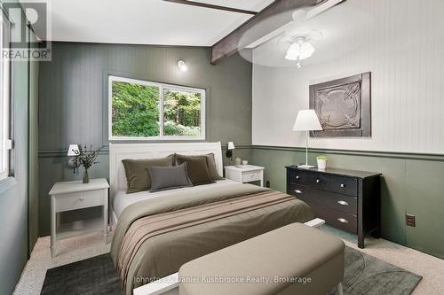 842 Emsdale Lake Road, Kearney, ON - Indoor Photo Showing Bedroom