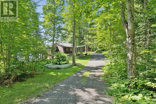 842 Emsdale Lake Road, Kearney, ON - Outdoor