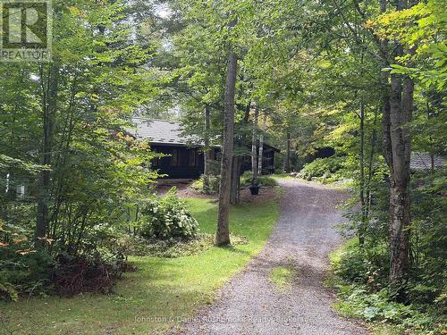 842 EMSDALE LAKE ROAD  Kearney, ON P0A 1M0