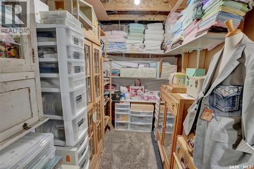 5471 Universal Crescent, Regina, SK - Indoor