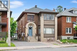 UNIT 1 - 447 HOLLAND AVENUE  Ottawa, ON K1Y 0Z4