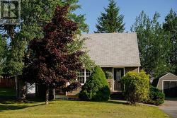 9 Boyd Street Gander, NL A1V 1B5