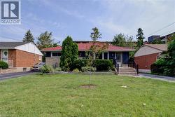 14 CHERRYWOOD Drive Stoney Creek, ON L8G 2P5