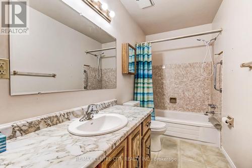 153 Highview Drive, St. Thomas, ON - Indoor Photo Showing Bathroom
