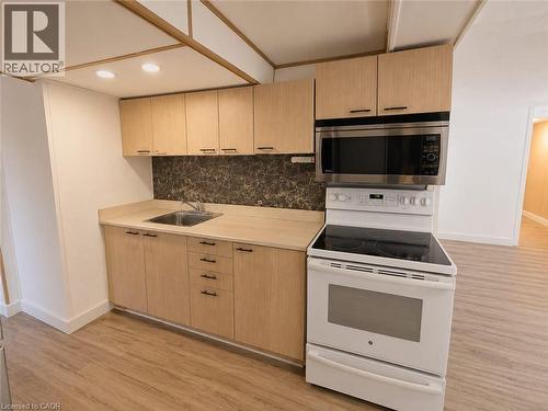 2351 WOKING Crescent Unit# Basement , Mississauga, Ontario L5K 1Z5 5