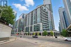 301 - 25 LOWER SIMCOE STREET  Toronto, ON M5J 3A1