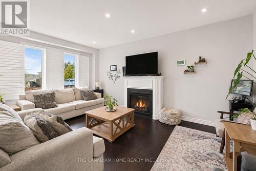 23 Chaumont Drive, Hamilton, ON - Indoor Photo Showing Living Room With Fireplace