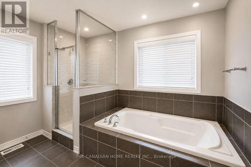 23 Chaumont Drive, Hamilton, ON - Indoor Photo Showing Bathroom