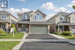 378 MOUNTAIN LAUREL CRESCENT  Kitchener, ON N2E 4B7