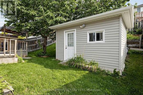 378 Mountain Laurel Crescent, Kitchener, ON - Outdoor
