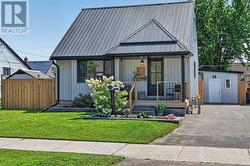 637 MCKELLAR STREET  Peterborough (Otonabee Ward 1), ON K9J 1R4