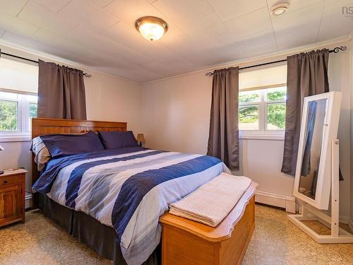 6055 Highway 12, North Alton, NS - Indoor Photo Showing Bedroom