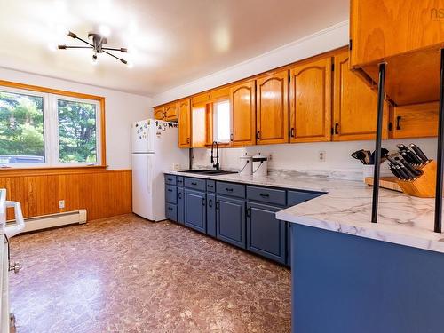 6055 Highway 12, North Alton, NS - Indoor Photo Showing Kitchen