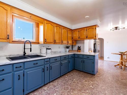 6055 Highway 12, North Alton, NS - Indoor Photo Showing Kitchen With Double Sink