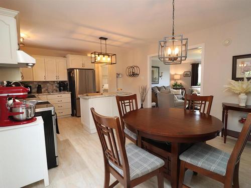 148 Forest Hill Drive, Valley, NS - Indoor Photo Showing Dining Room