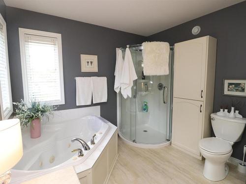 148 Forest Hill Drive, Valley, NS - Indoor Photo Showing Bathroom