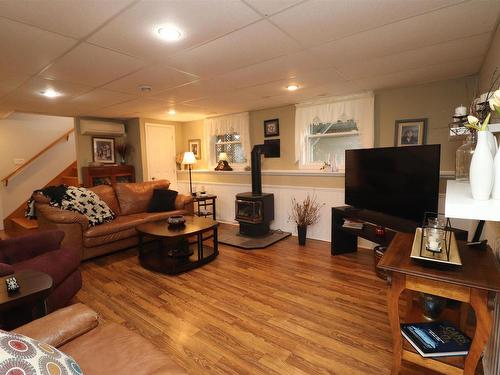 148 Forest Hill Drive, Valley, NS - Indoor Photo Showing Living Room With Fireplace