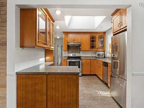 20 Kirk Road, Halifax, NS - Indoor Photo Showing Kitchen