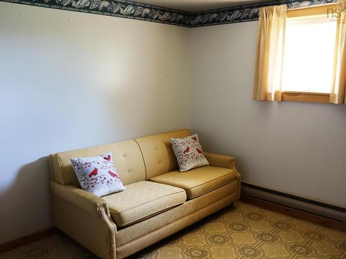3515 Highway 3, East Chester, NS - Indoor