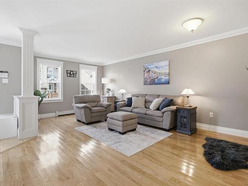 30 Outrigger Crescent, Halifax, NS - Indoor Photo Showing Living Room