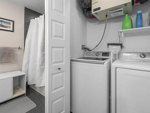 1303 Ketch Harbour Road, Ketch Harbour, NS - Indoor Photo Showing Laundry Room