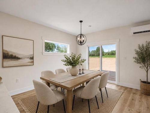 123 Samantha Lane, Cornwall, PE - Indoor Photo Showing Dining Room