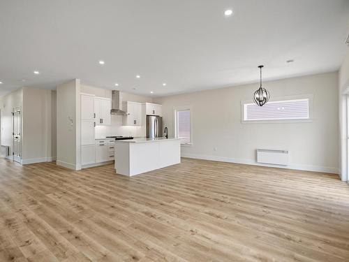 123 Samantha Lane, Cornwall, PE - Indoor Photo Showing Kitchen
