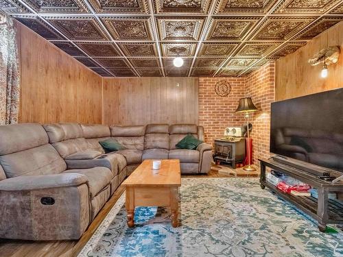 7251 Highway 3, Martins River, NS - Indoor Photo Showing Living Room