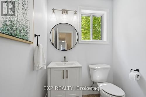 29 Augusta Crescent, St. Thomas, ON - Indoor Photo Showing Bathroom