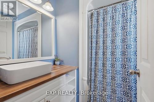 29 Augusta Crescent, St. Thomas, ON - Indoor Photo Showing Bathroom