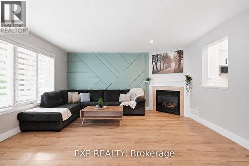 29 Augusta Crescent, St. Thomas, ON - Indoor Photo Showing Living Room With Fireplace