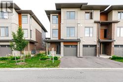 1 - 33 DAWSON DRIVE  Collingwood, ON L9Y 5T1