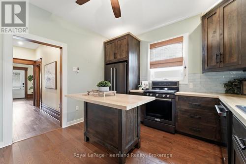 5 Britannia Road W, Goderich (Goderich (Town)), ON - Indoor Photo Showing Kitchen