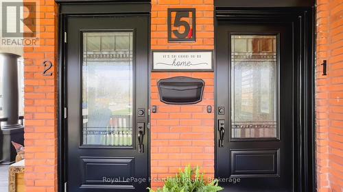 5 Britannia Road W, Goderich (Goderich (Town)), ON -  With Exterior