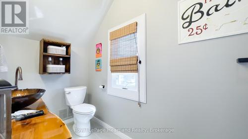 5 Britannia Road W, Goderich (Goderich (Town)), ON - Indoor Photo Showing Bathroom