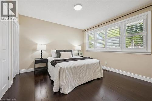 10 Sumac Place, Guelph, ON - Indoor Photo Showing Bedroom