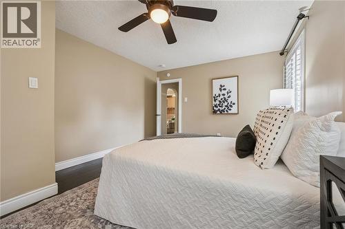 10 Sumac Place, Guelph, ON - Indoor Photo Showing Bedroom
