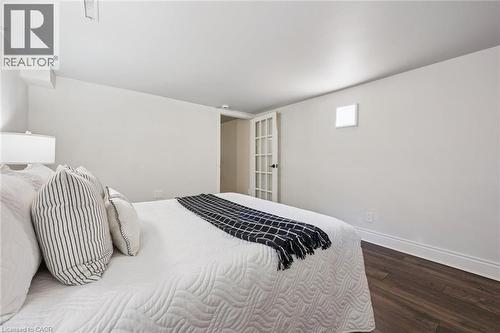 10 Sumac Place, Guelph, ON - Indoor Photo Showing Bedroom