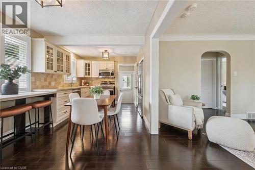 10 Sumac Place, Guelph, ON - Indoor Photo Showing Dining Room