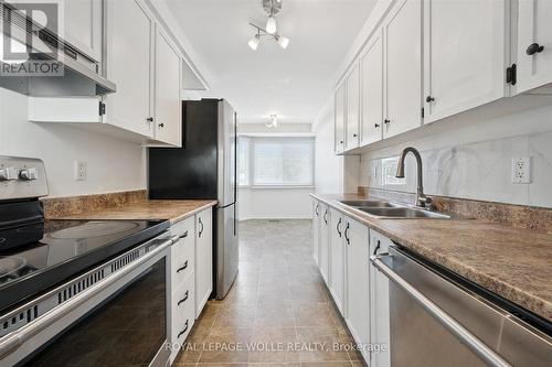 2 - 750 Erinbrook Drive, Kitchener, ON - Indoor Photo Showing Kitchen With Stainless Steel Kitchen With Double Sink