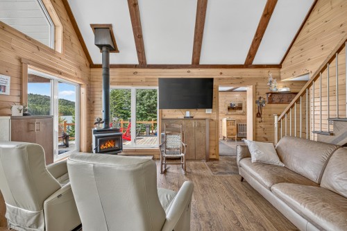 Salon - 1 Lac Delaney, Saint-Raymond, QC - Indoor Photo Showing Living Room With Fireplace