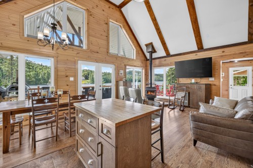 Cuisine - 1 Lac Delaney, Saint-Raymond, QC - Indoor Photo Showing Other Room With Fireplace