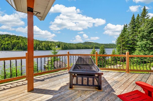 Terrasse - 1 Lac Delaney, Saint-Raymond, QC - Outdoor With Body Of Water With Deck Patio Veranda