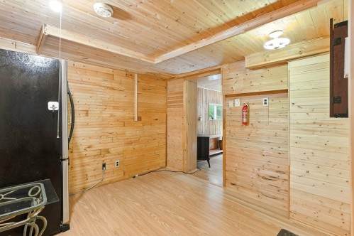 Autre - 62 Ch. Lakeview, Saint-Adolphe-D'Howard, QC - Indoor Photo Showing Other Room