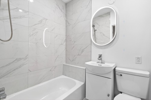 Salle de bains - 836  - 846 5E Avenue, Montréal (Verdun/Île-Des-Soeurs), QC - Indoor Photo Showing Bathroom
