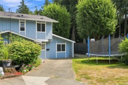 195 Atkins Rd View Royal, BC V9B 2Z9
